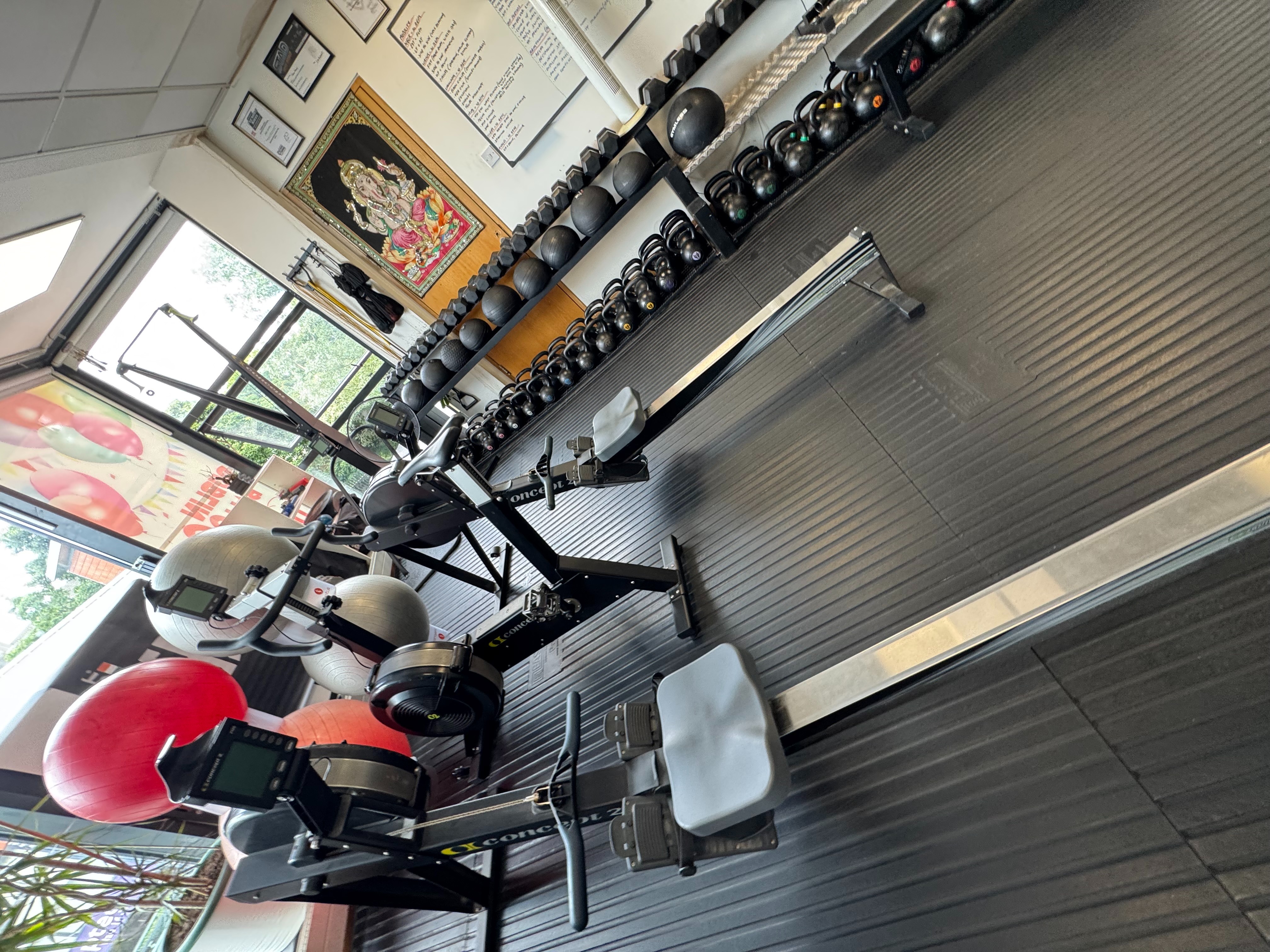 Booora kettlebells and dumbbell rack